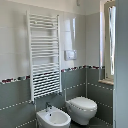 Konukevi La Veduta 3*