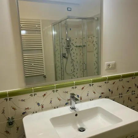 Konukevi La Veduta 3*